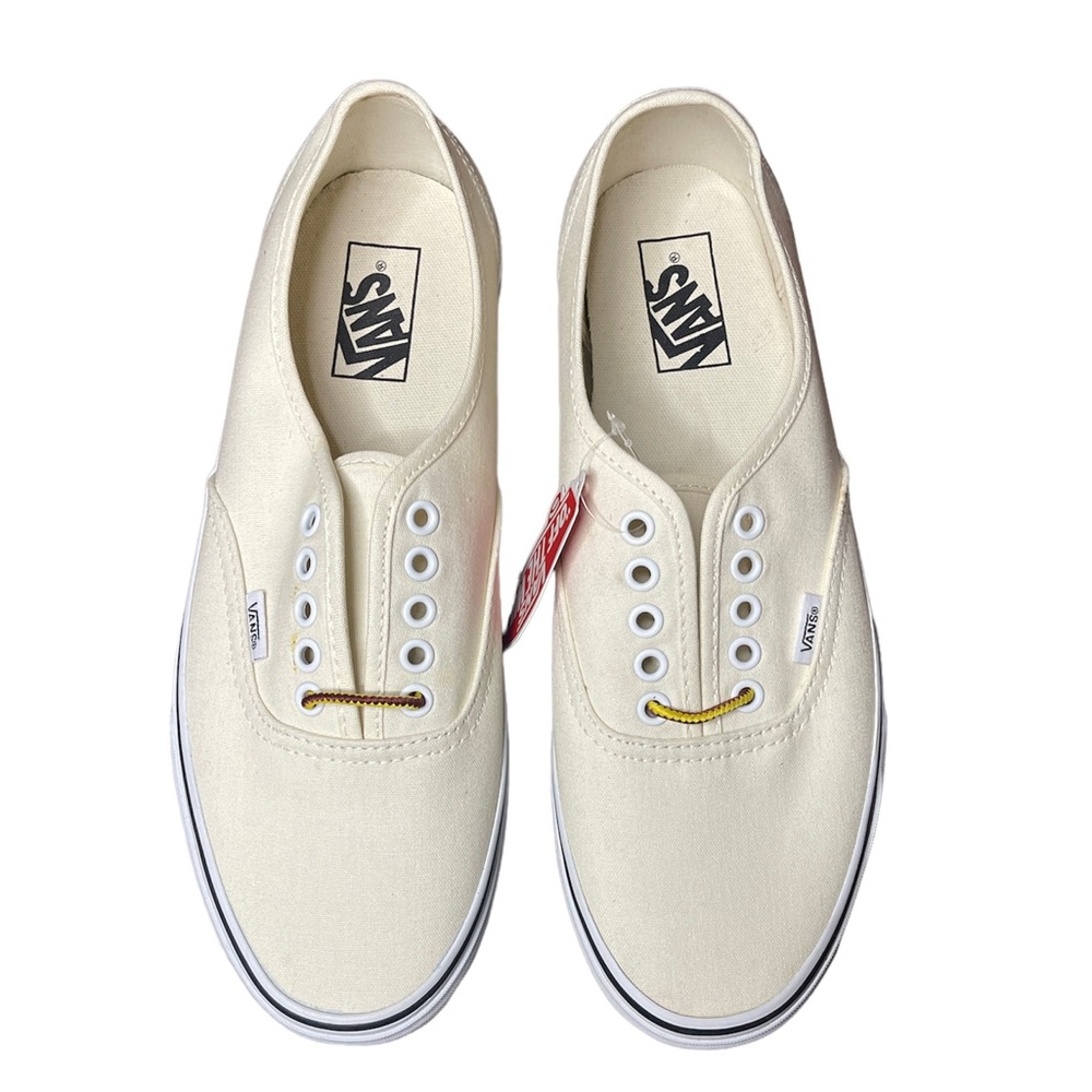 Vans Authentic Shoes (Cream)